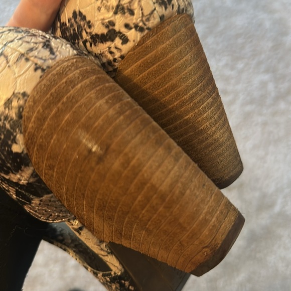 Charles by Charles David Ankle Boot - Picture 5 of 5